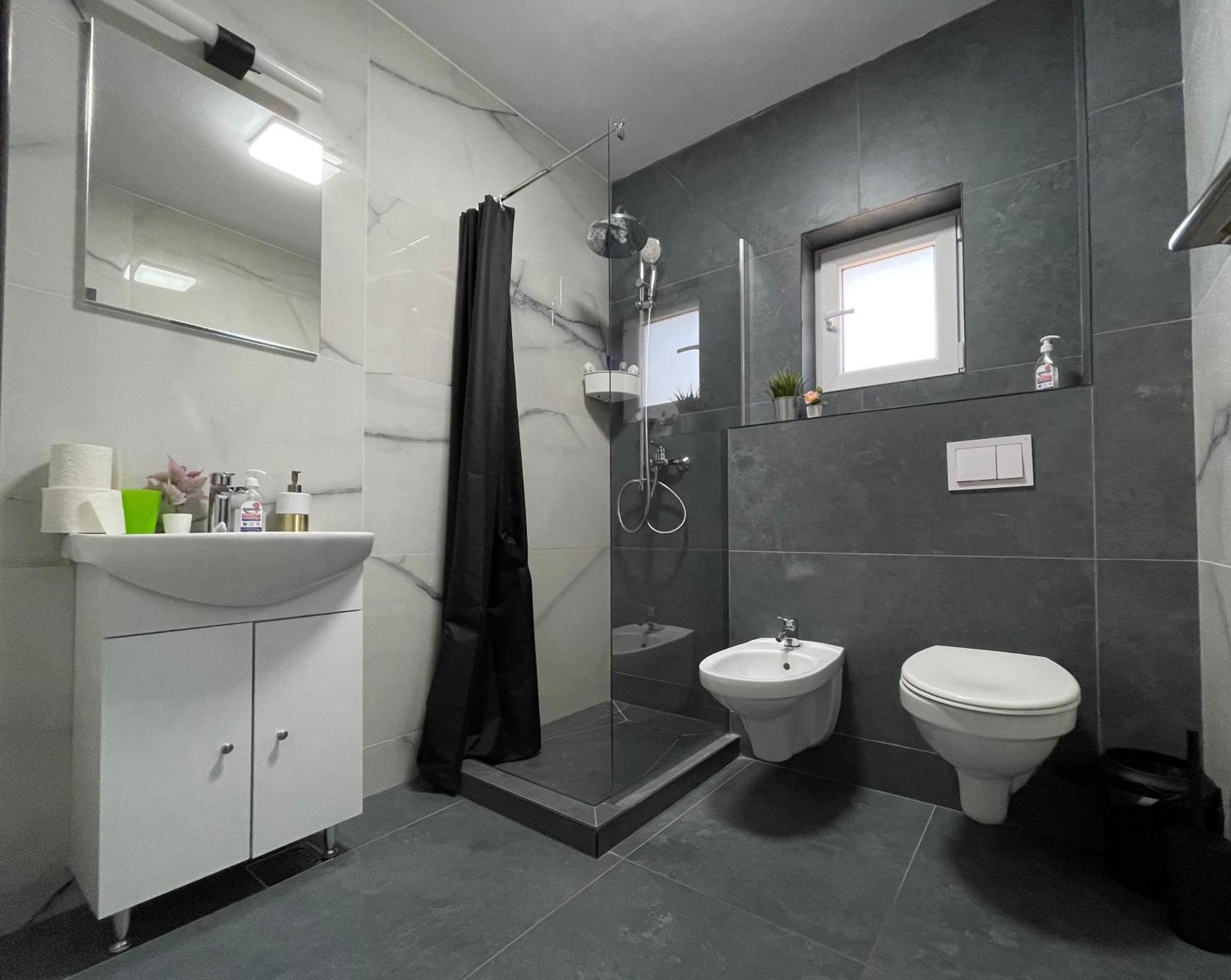 Amurresidence Sauna 5 Apartments Free Parking Iasi Ngoại thất bức ảnh